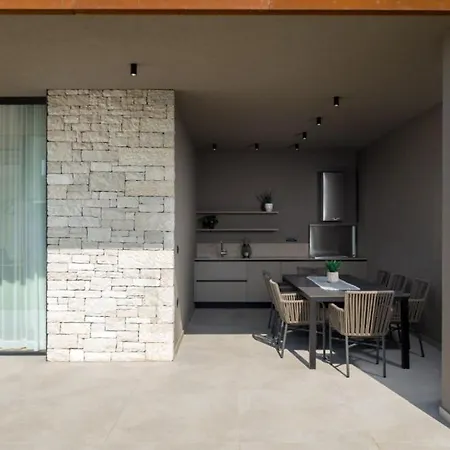 Beautiful Istar With Pool In Rovinj * Bale