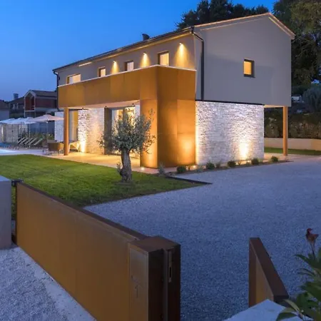 Villa Beautiful Istar With Pool In Rovinj *